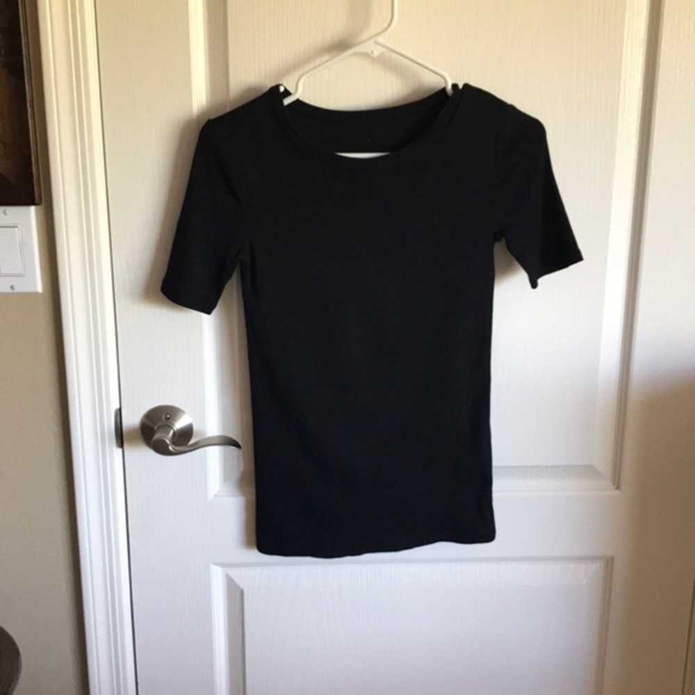 Short sleeve Tee in Black